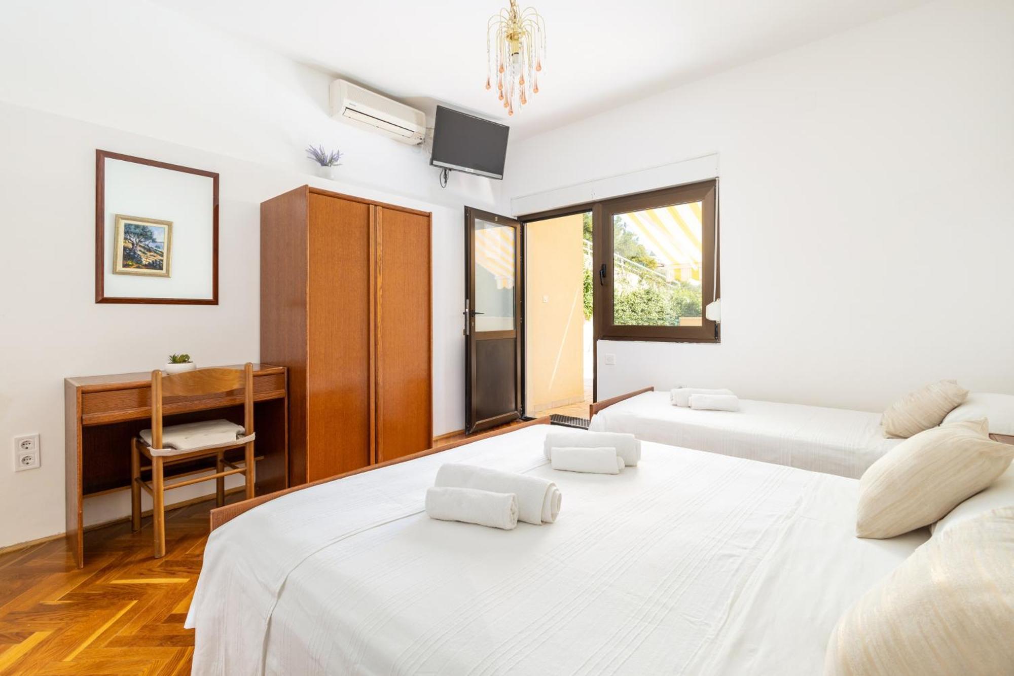 Apartments By The Sea Duce, Omis - 946 Bilik gambar